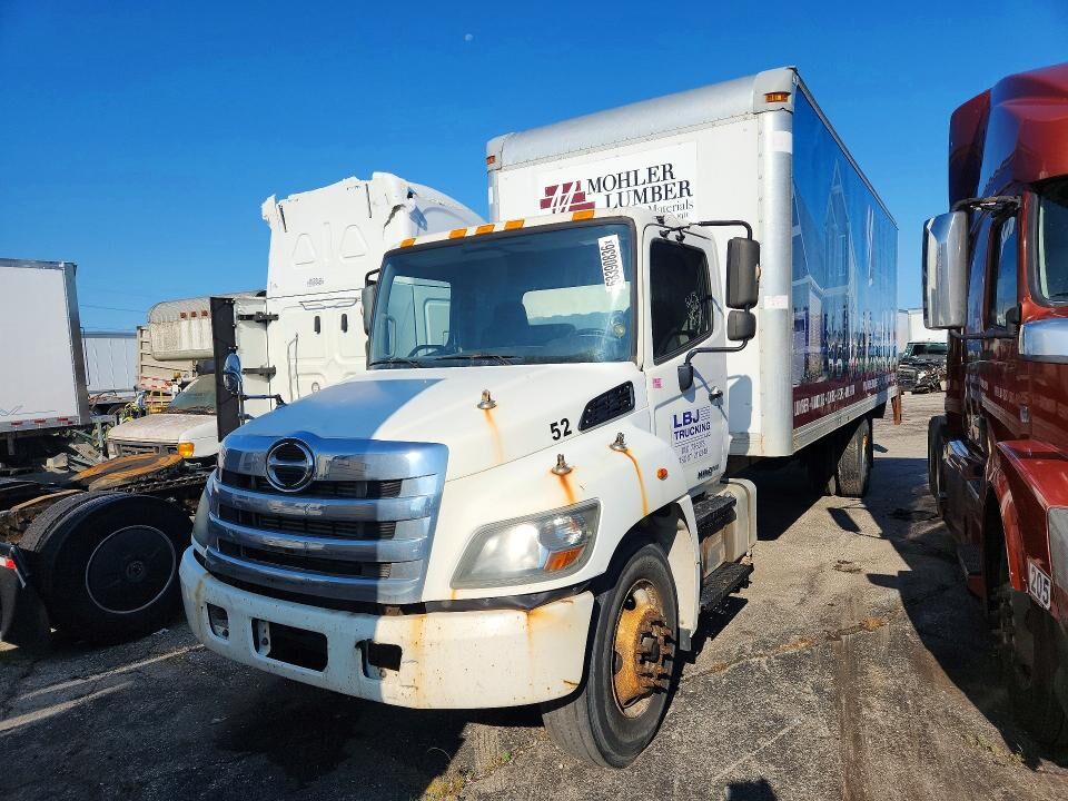 2015 HINO Conventional Type Truck