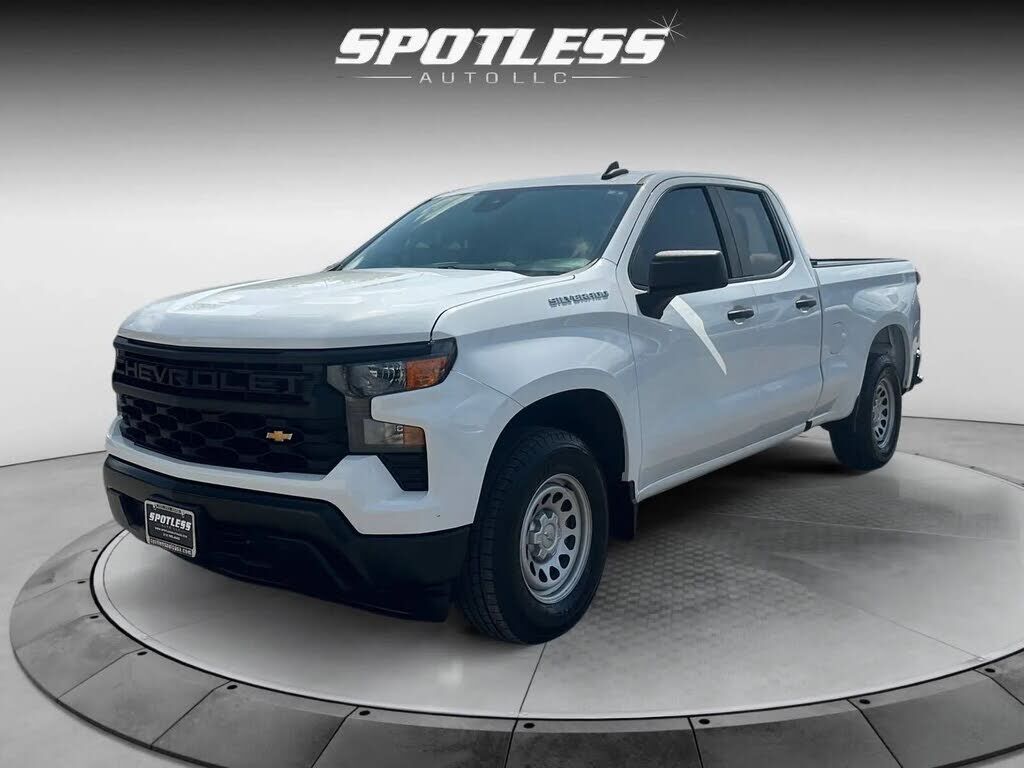 2023 CHEVROLET Silverado
