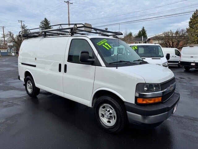 2017 CHEVROLET Express