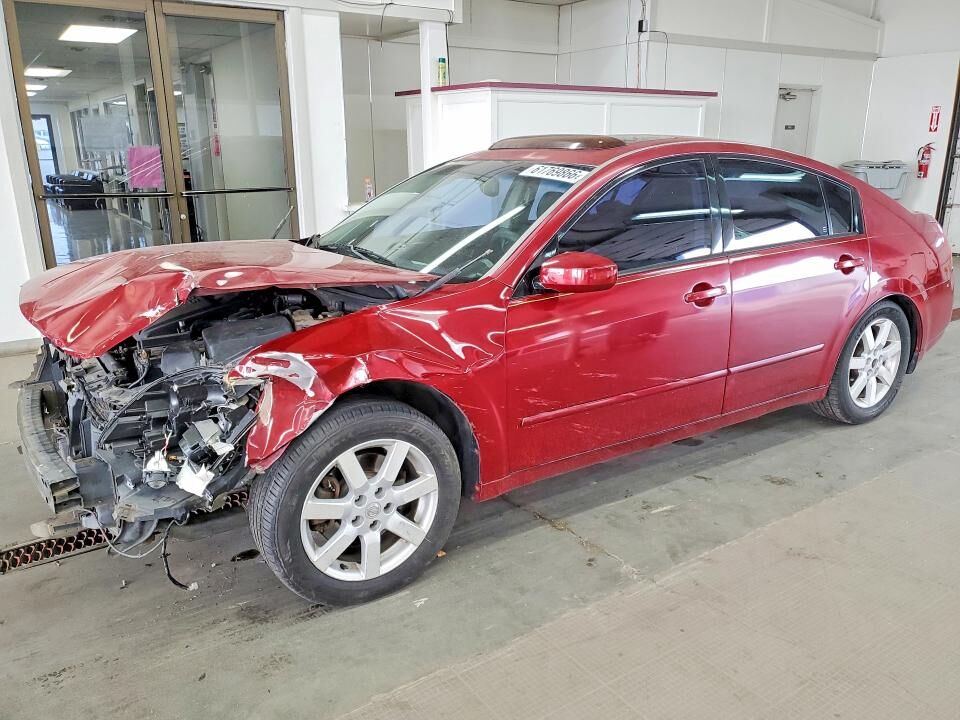2005 NISSAN Maxima