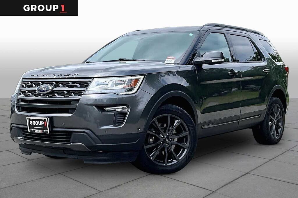 2018 FORD Explorer