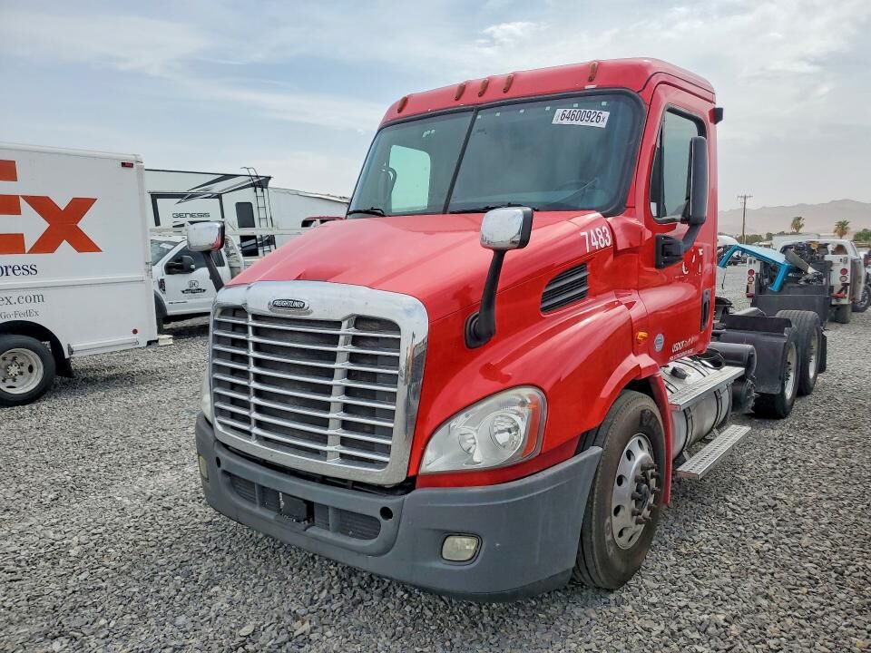 2019 FREIGHTLINER Cascadia