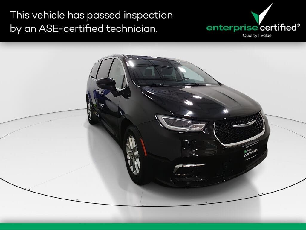 2023 CHRYSLER Pacifica