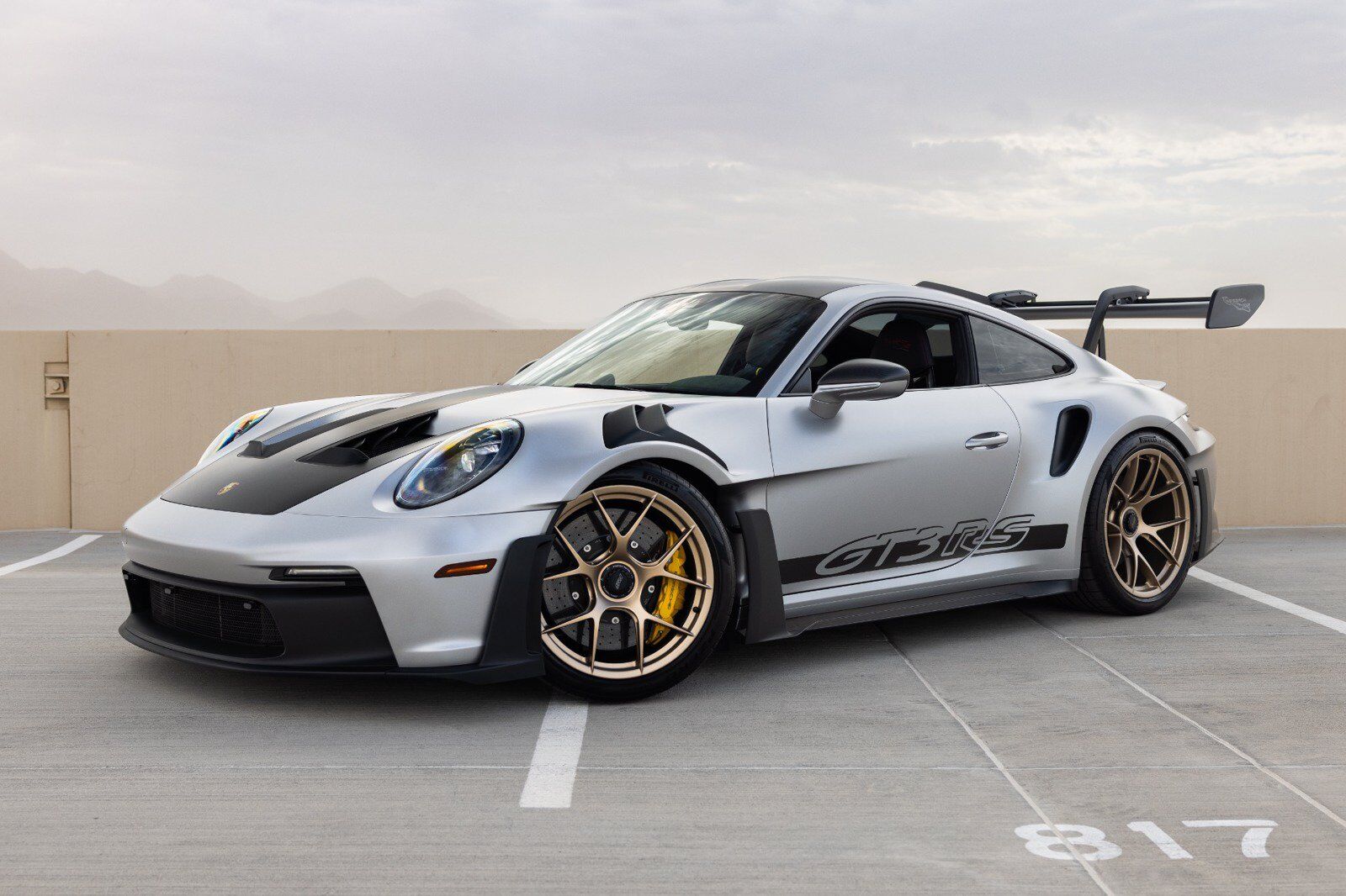 2025 PORSCHE 911