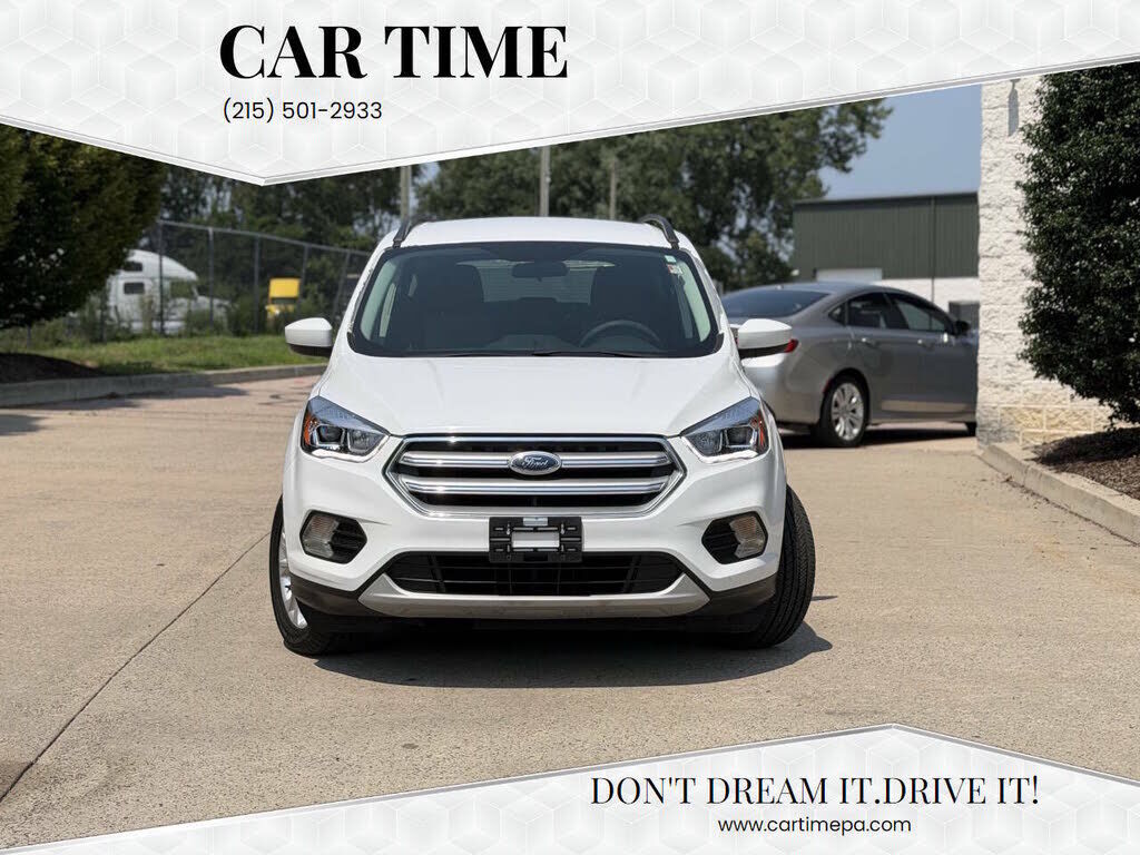 2017 FORD Escape