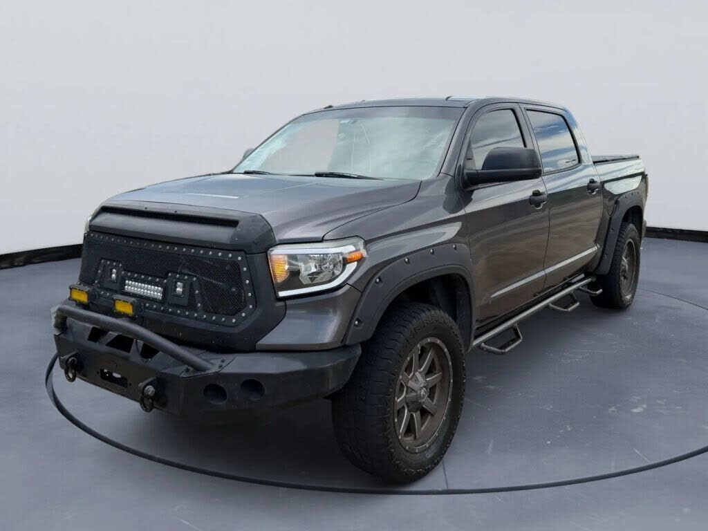 2017 TOYOTA Tundra