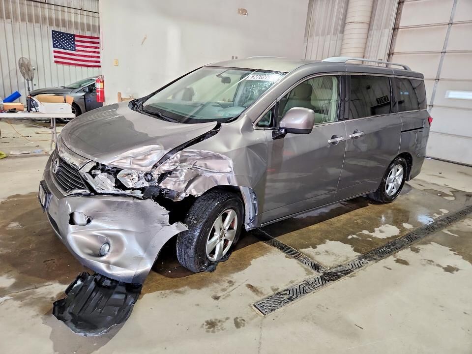 2017 NISSAN Quest