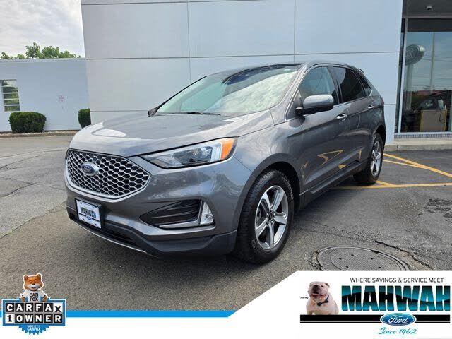 2023 FORD Edge
