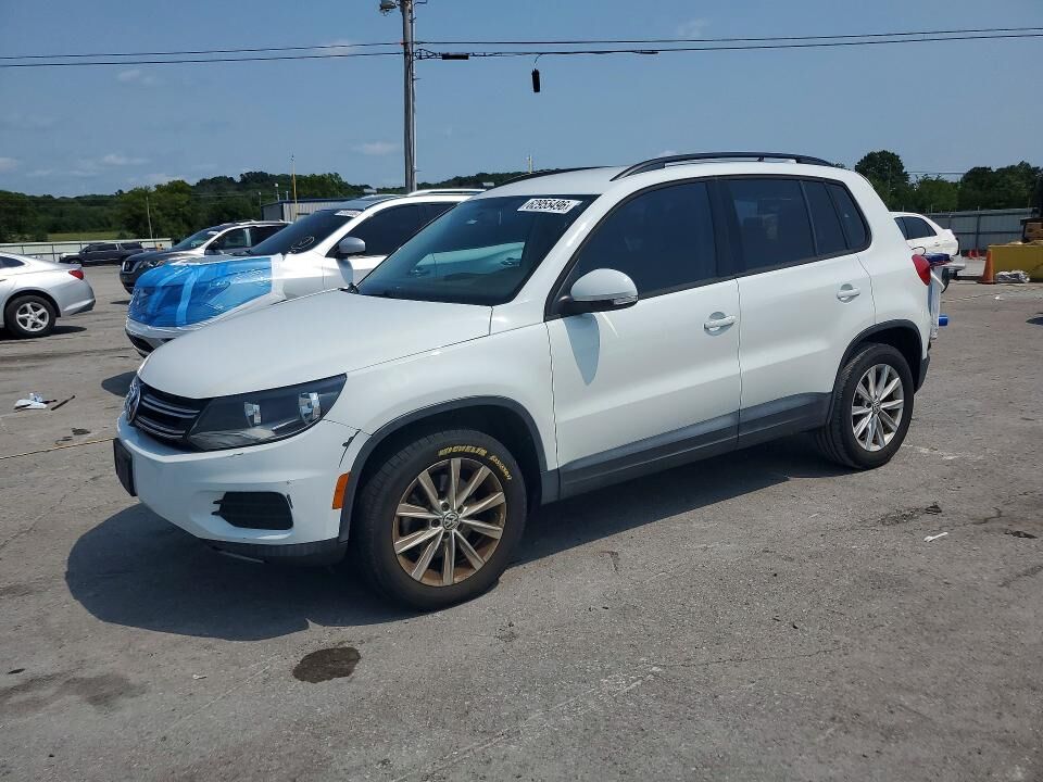 2017 VOLKSWAGEN Tiguan