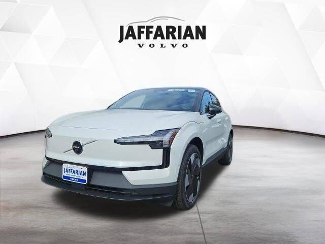 2026 VOLVO EX30
