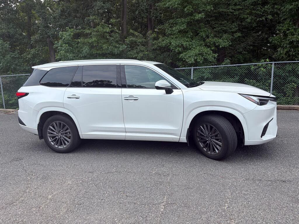 2024 LEXUS TX