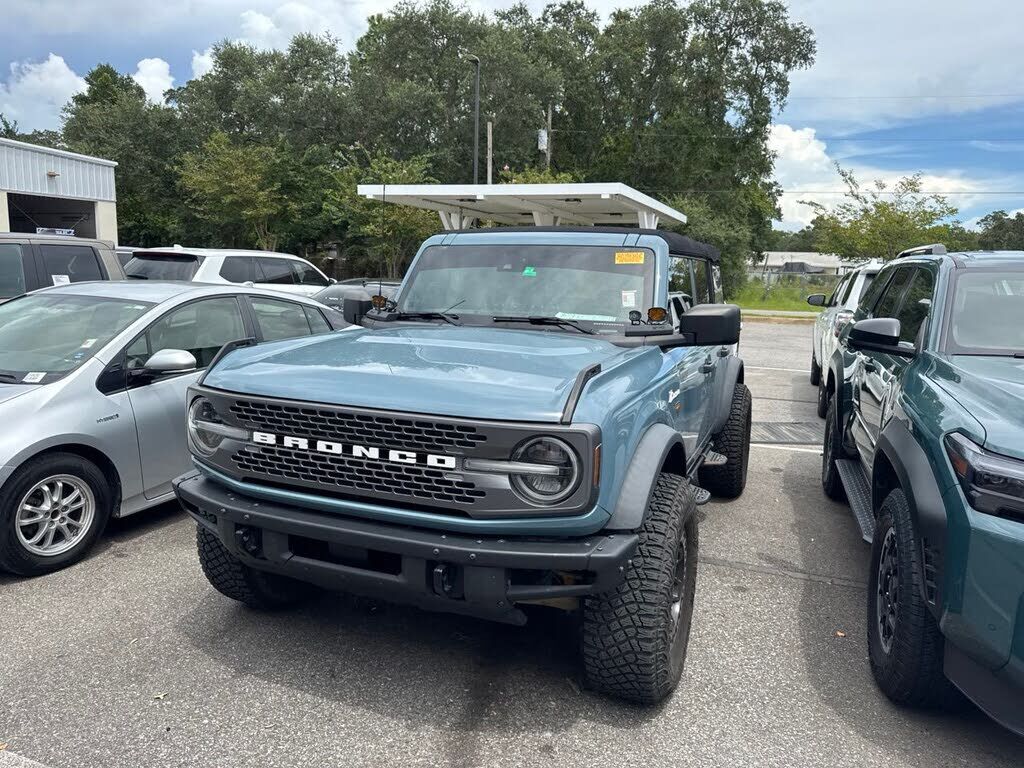2023 FORD Bronco