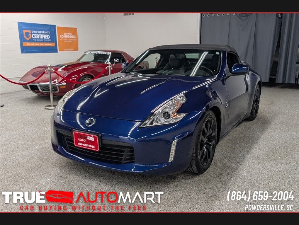 2017 NISSAN 370Z