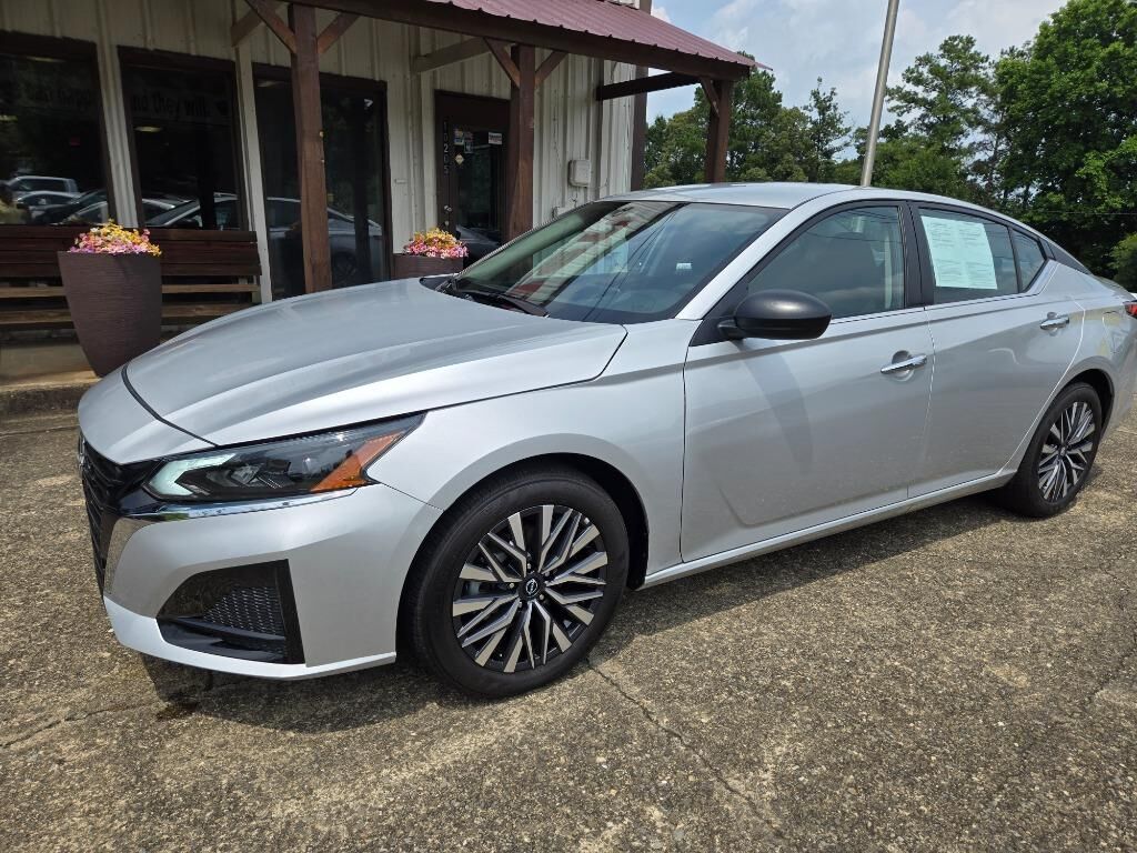 2025 NISSAN Altima