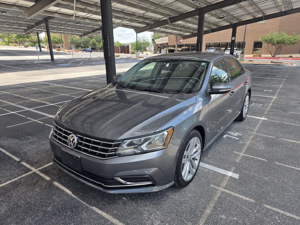 2019 VOLKSWAGEN Passat
