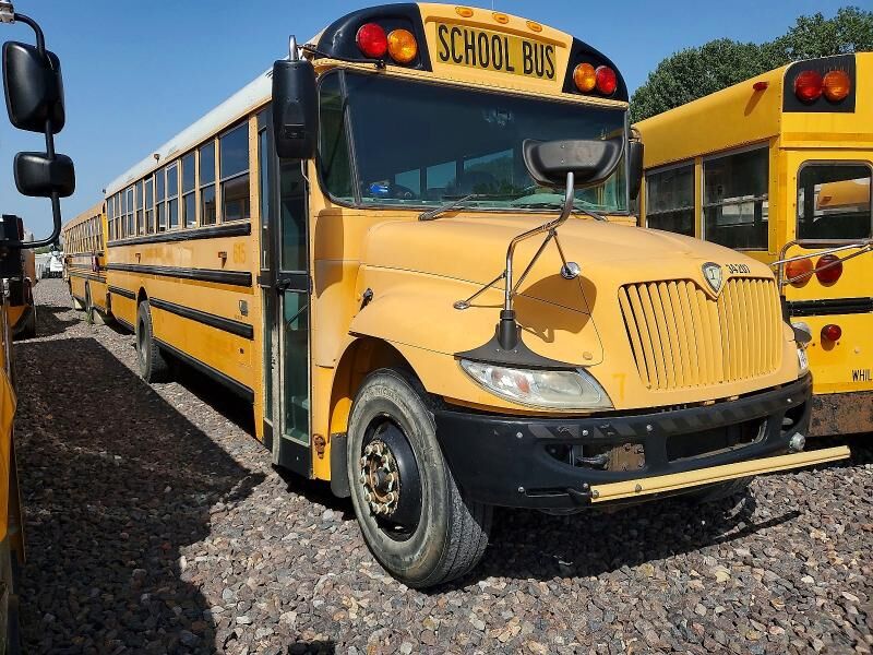 2013 IC BUS PB105