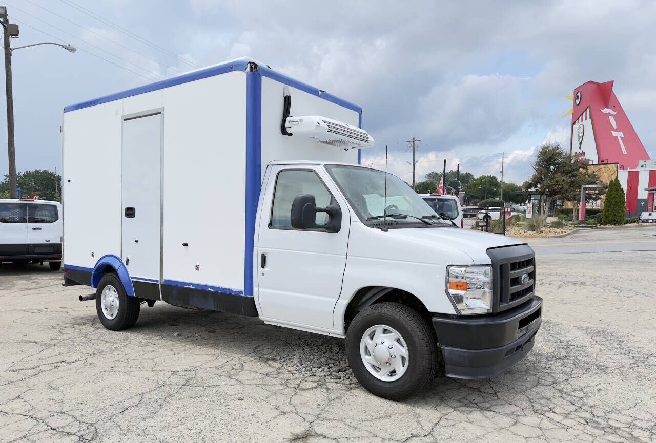 2024 FORD E-350