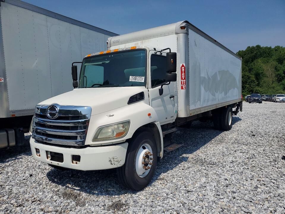 2011 HINO Incomplete Vehicle