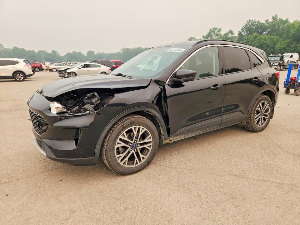 2020 FORD Escape