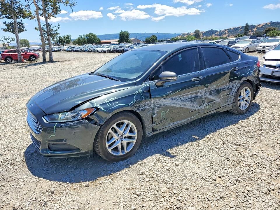 2015 FORD Fusion