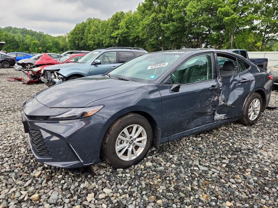 2026 TOYOTA Camry