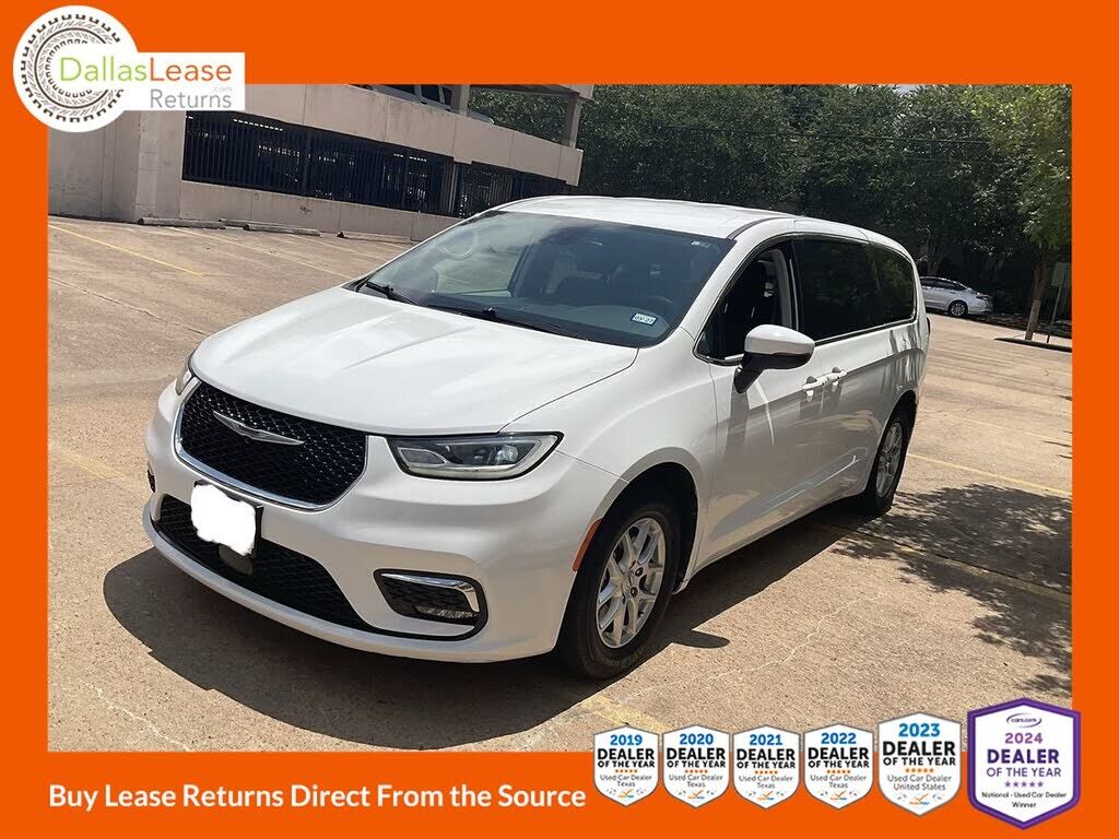 2023 CHRYSLER Pacifica