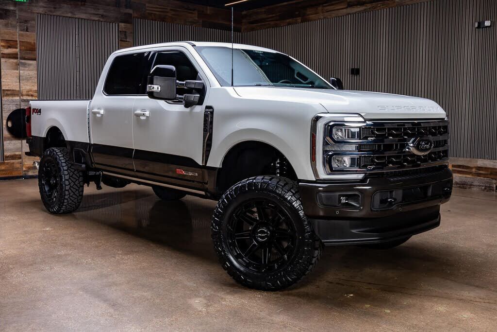 2025 FORD F-250