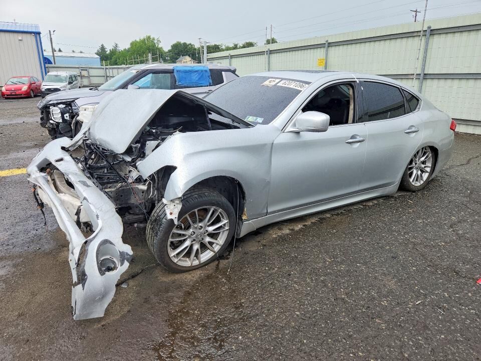 2013 INFINITI M37