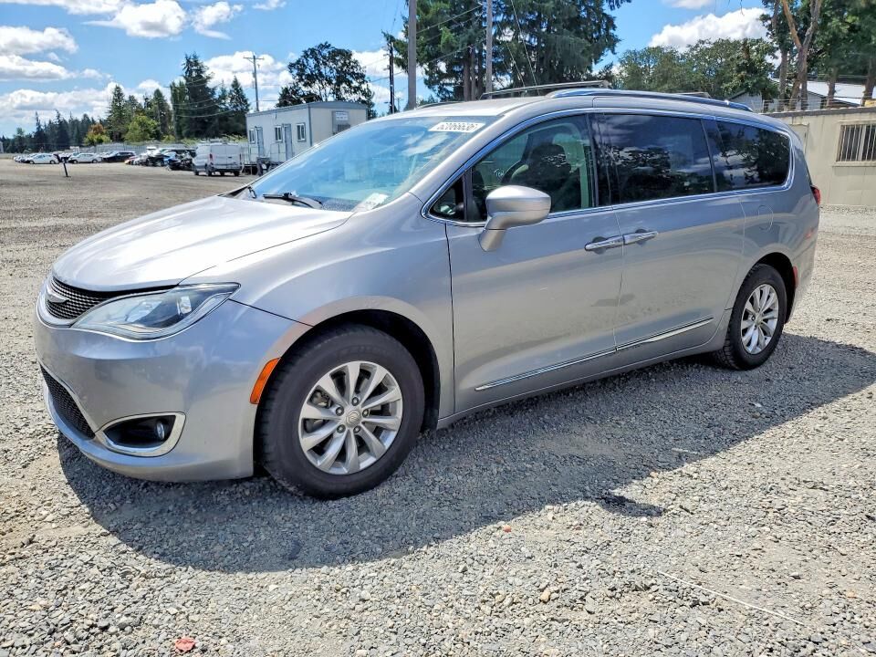 2019 CHRYSLER Pacifica