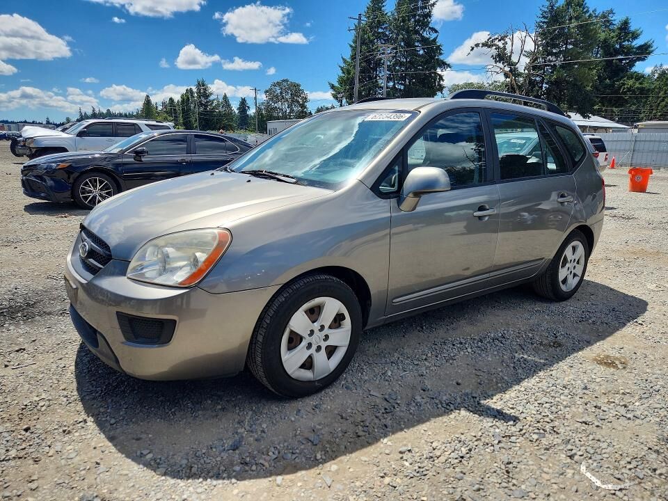 2010 KIA Rondo