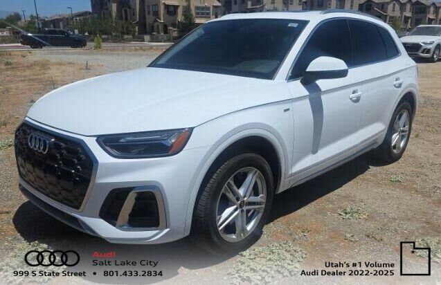 2024 AUDI Q5 e