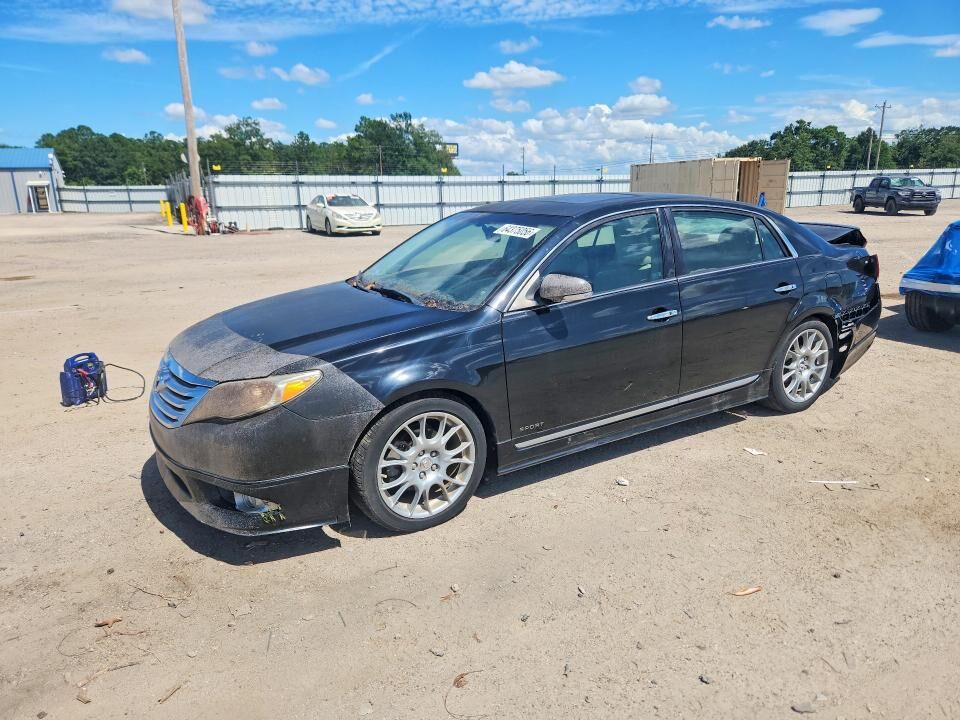 2011 TOYOTA Avalon