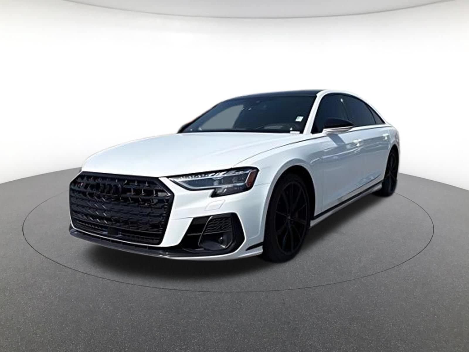 2022 AUDI S8