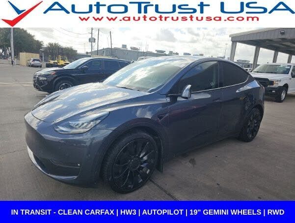 2021 TESLA Model Y