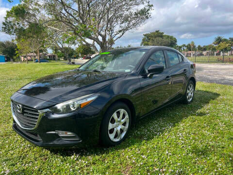 2017 MAZDA Mazda3