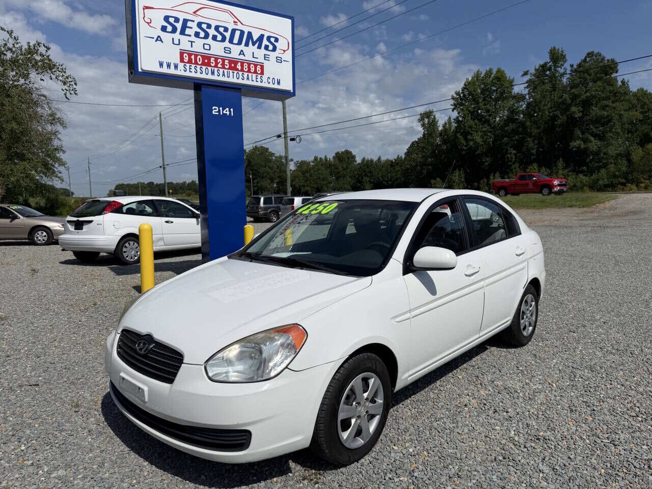 2010 HYUNDAI Accent