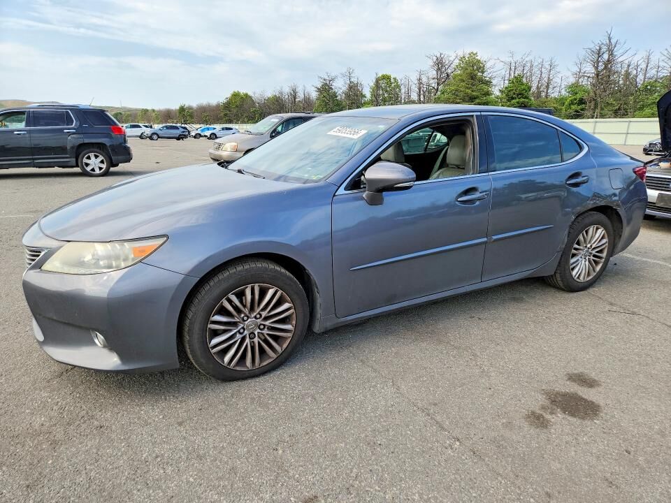 2013 LEXUS ES