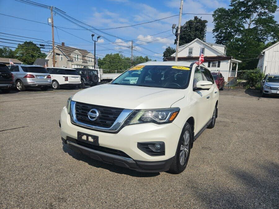2017 NISSAN Pathfinder