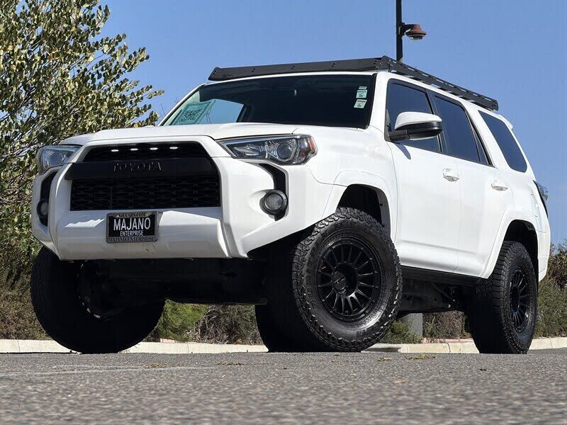 2018 TOYOTA 4-Runner