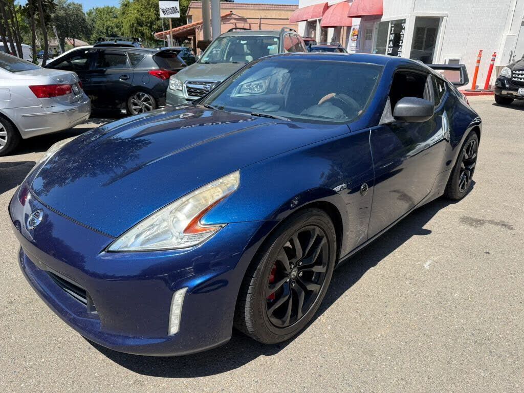 2017 NISSAN 370Z