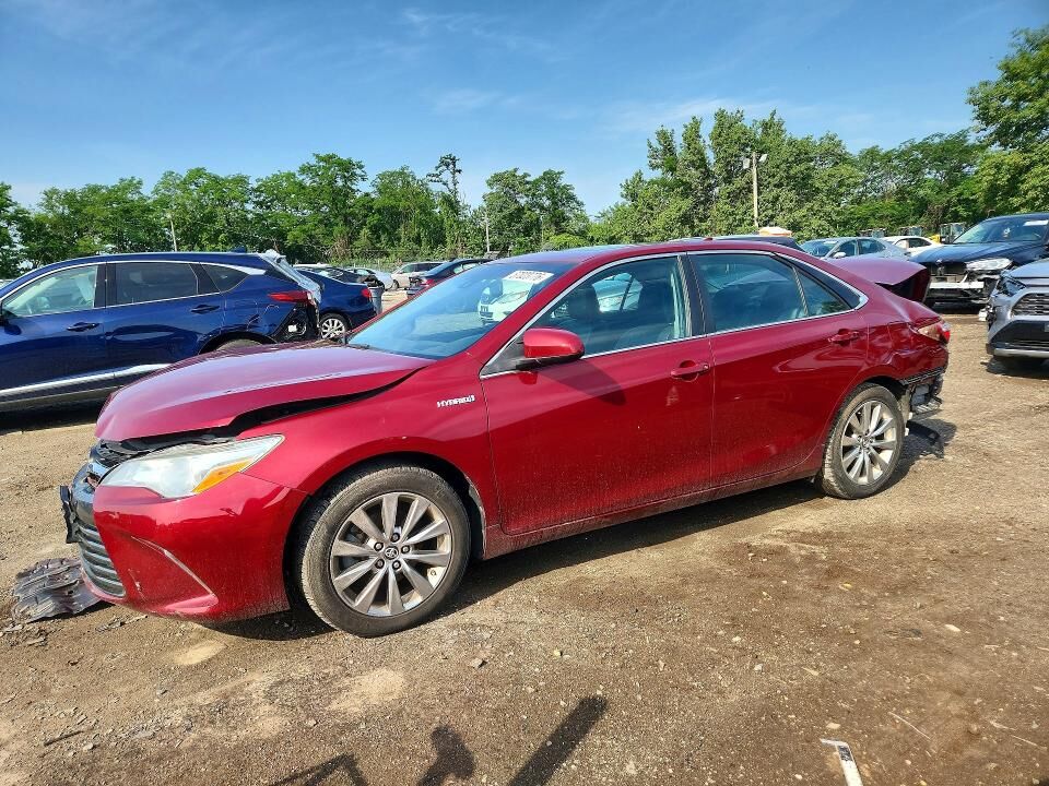 2017 TOYOTA Camry