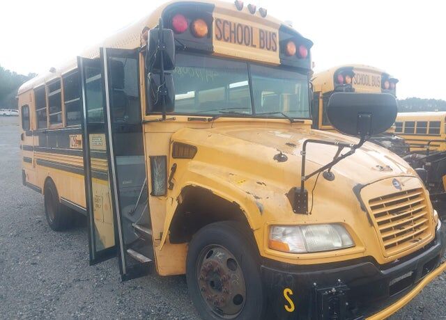 2011 BLUE BIRD BB Conventional