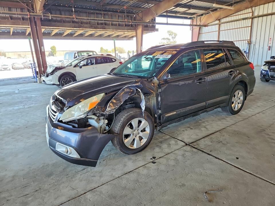 2010 SUBARU Outback