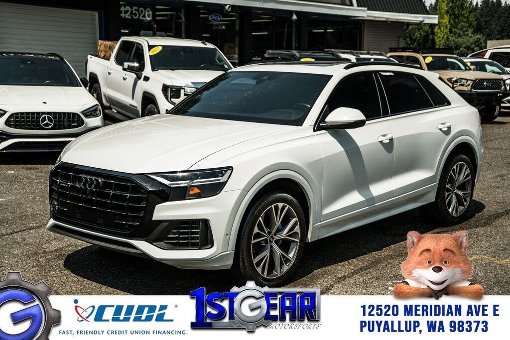 2021 AUDI Q8