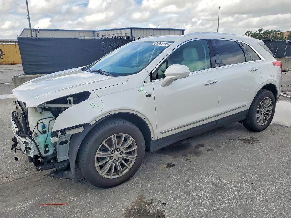 2017 CADILLAC XT5
