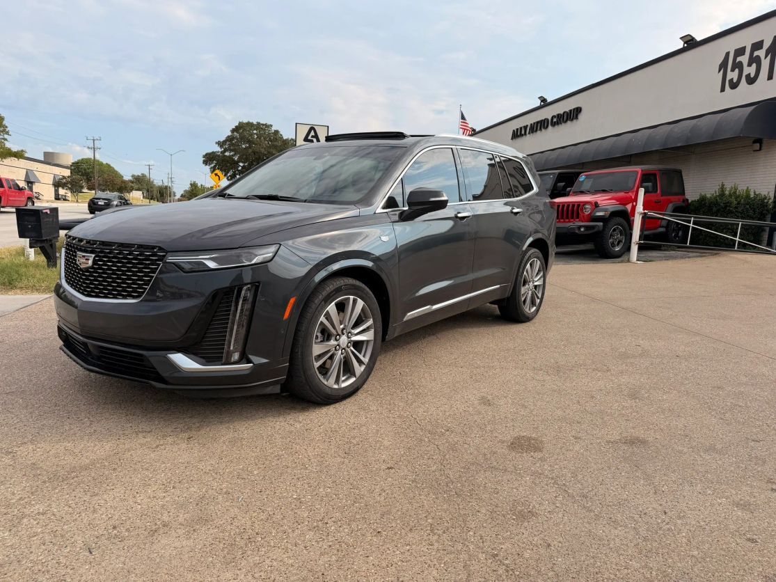 2022 CADILLAC XT6