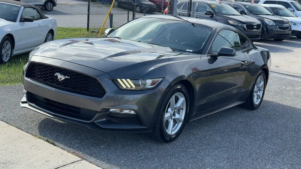 2017 FORD Mustang
