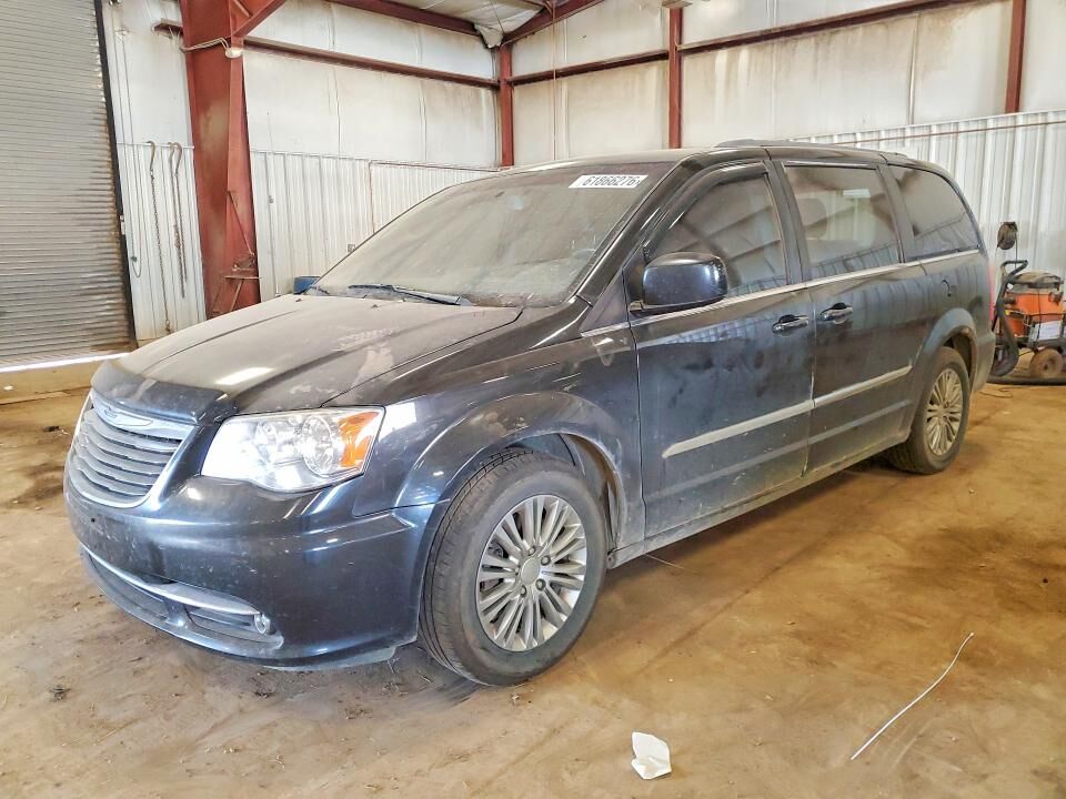 2016 CHRYSLER Town and Country