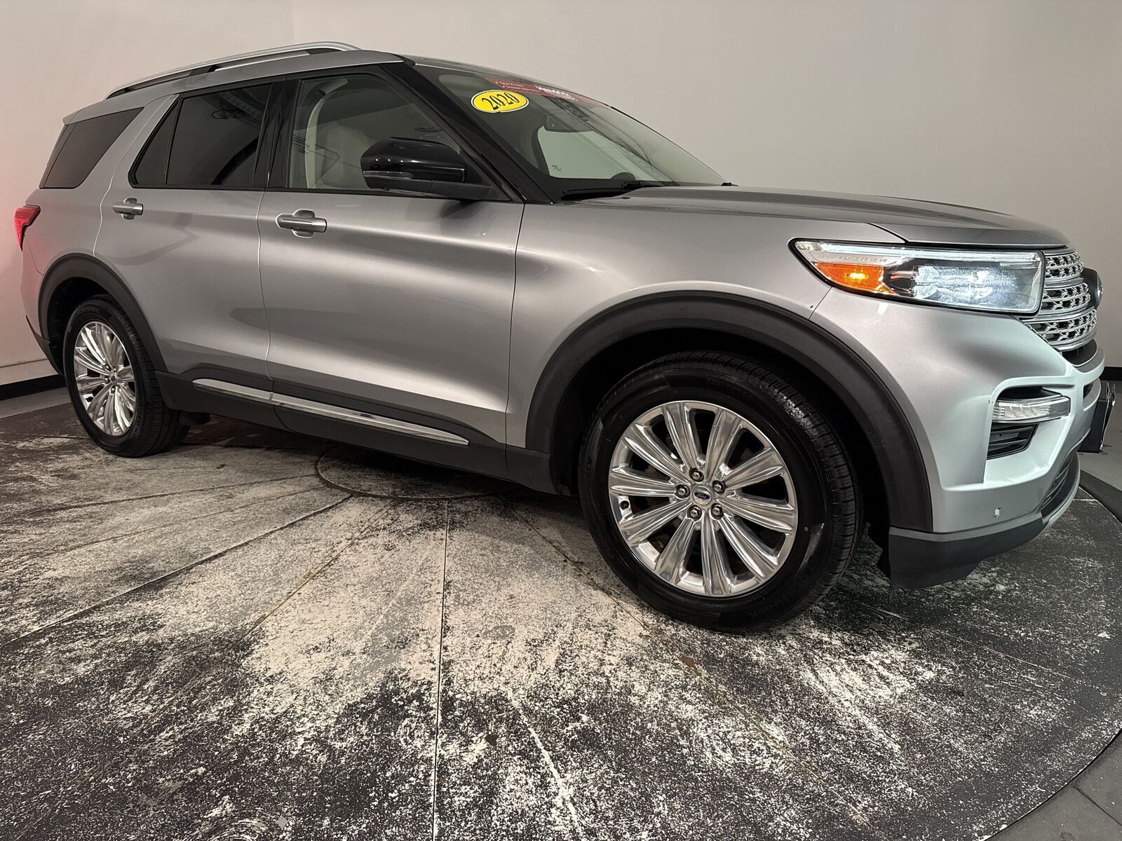 2020 FORD Explorer