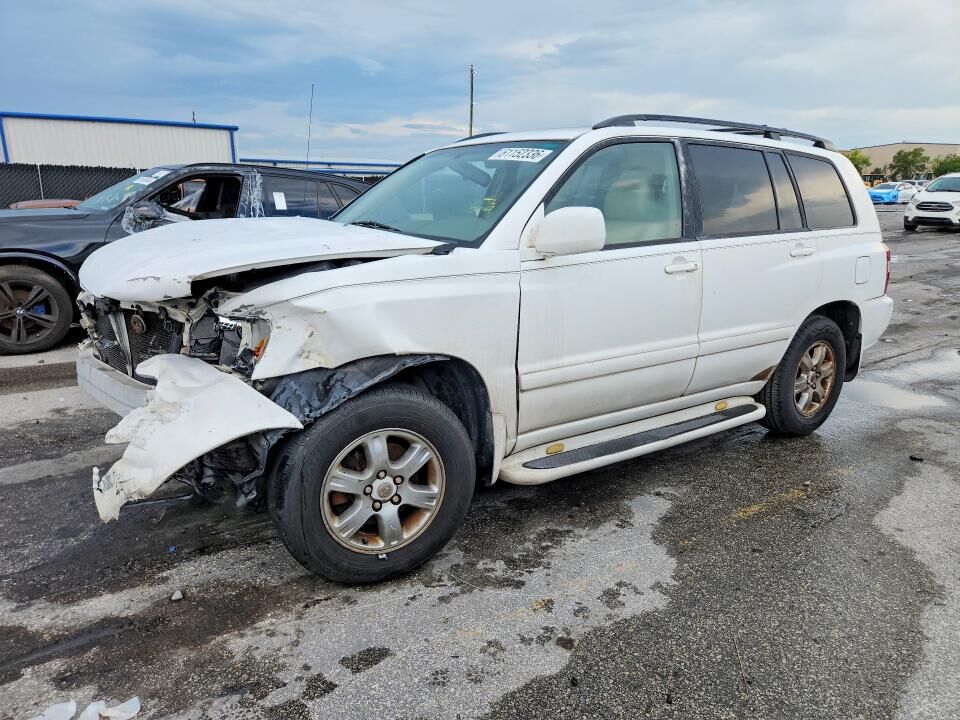 2004 TOYOTA Highlander